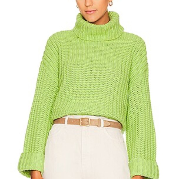 525 Chunky Turtleneck Shaker Pullover in Pear